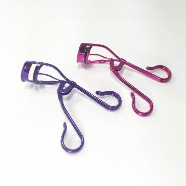 Stainless Steel Eyelash Curler with metallic colour